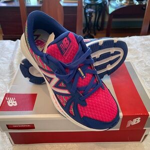 New Balance Kids Size 4 Sneakers New with Box